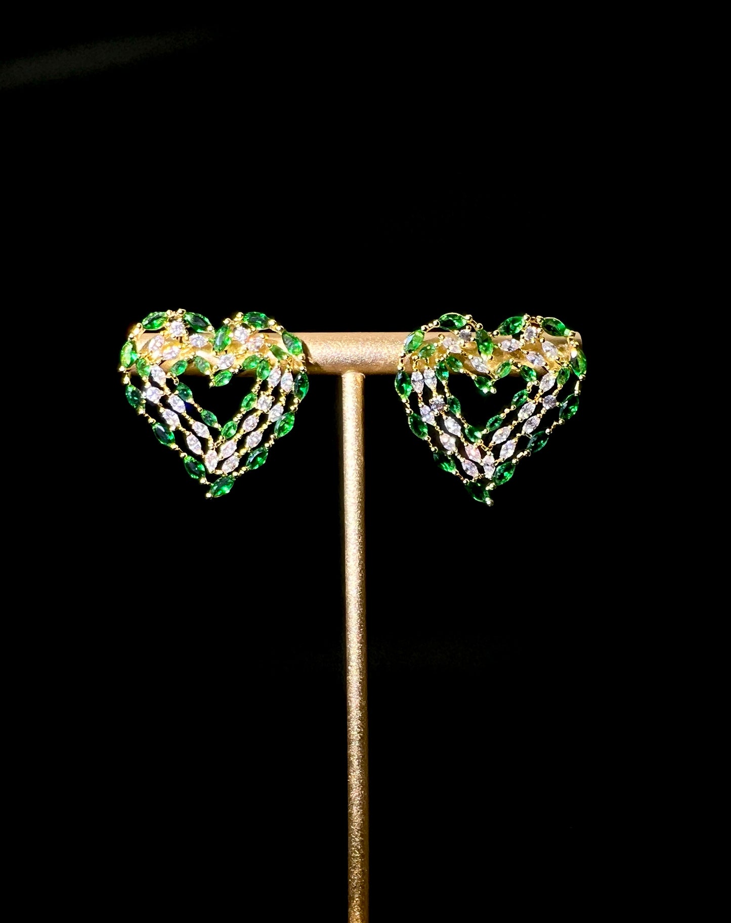 Green Heart Zirconia Gems: Versatile & Stunning Earrings