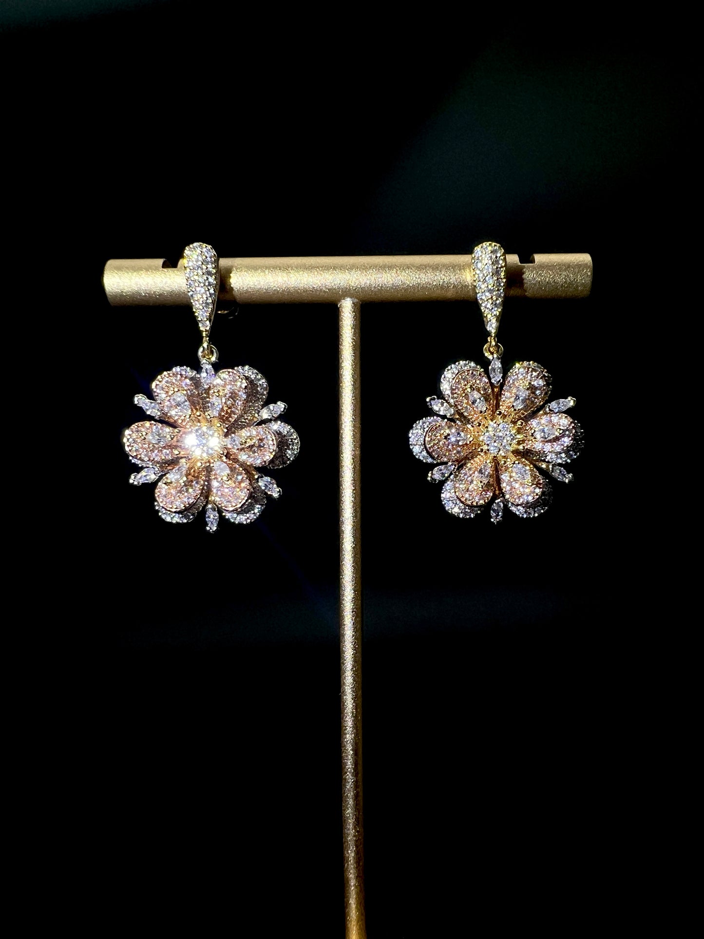 Exquisite Zircon 6-Petal Flower Earrings with 925 Silver Needle and Sparkling Inlaid Stones.